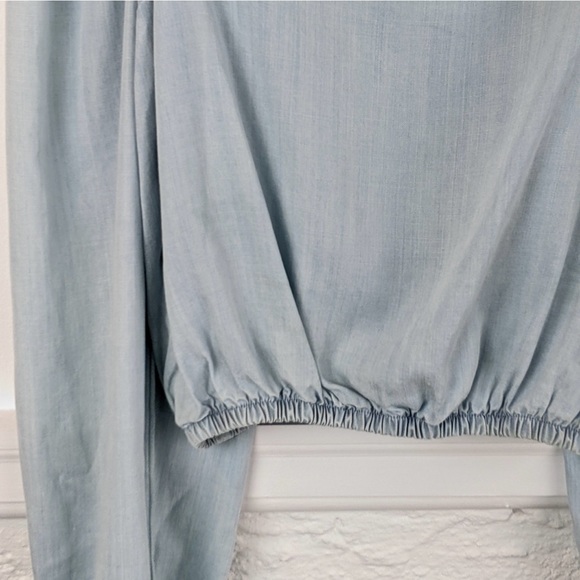 Anthropolgie Cloth And Stone Smocked Chambray Top - Picture 8 of 9